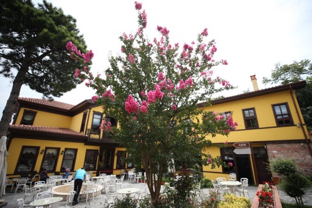 Foto - Muhteşem mimarisiyle göz dolduruyor: Sümbüllü Bahçe Konağı