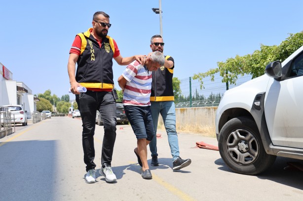 Foto - Mühür bozma suçundan aranıyordu, evinde cephanelik çıktı