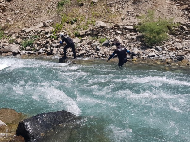 Foto - Müküs Çayı'na düşen hemşireyi arama çalışmaları 39'uncu gününde
