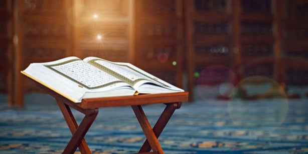 Foto - Mülk Suresi oku: Mülk (Tebareke) suresi okunuşu ve Türkçe meali