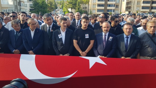 Foto - Mülkiye Başmüfettişi Yücel Yavuz Safranbolu'da toprağa verildi