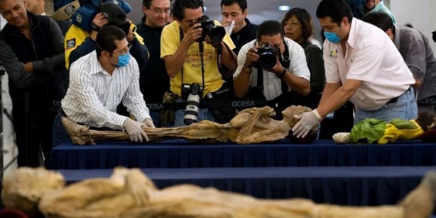 Foto - Mumya geri döndü! Hareket eden cesedi gören uzmanlardan 'sakın yaklaşmayın' uyarısı: Tehlike saçıyor!
