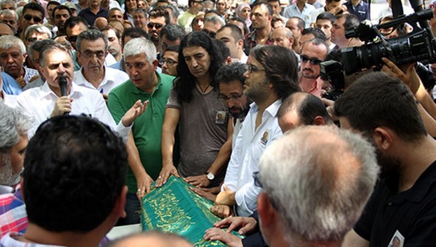 Foto - Murat Göğebakan eski eşinin ölümü sonrası Murat Kekilli'nin yorumu gündem oldu! 