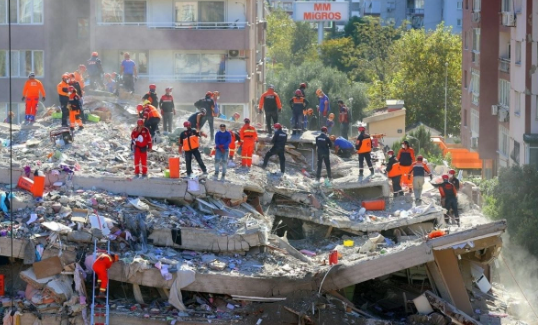 Foto - Murat Kekili deprem bölgesinden 'polis' detayını duyurarak uyardı: Halkın tarifesi hiç kalır, demedi demeyin