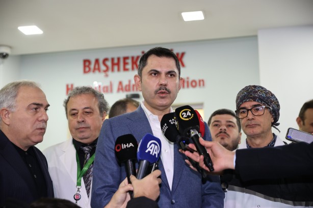 Foto - Murat Kurum'dan bıçaklı saldırıya uğrayan Fatih Camii’nin imamına ziyaret