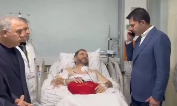 Foto - Murat Kurum'dan bıçaklı saldırıya uğrayan Fatih Camii’nin imamına ziyaret