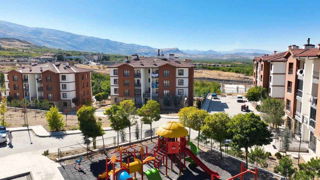 Foto - Murat Kurum'dan dikkat çeken TOKİ mesajı