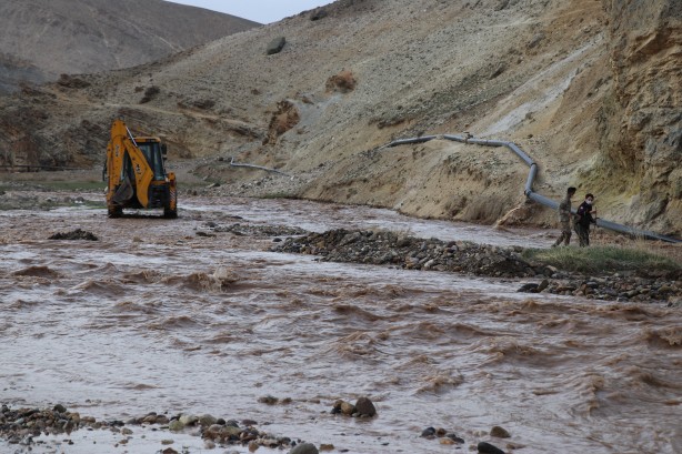 Foto - Murat Nehri'ne düşen 5 yaşındaki çocuk kayboldu