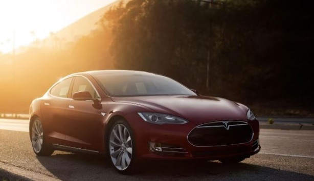 Foto - Musk elektrikli otomobilde rakiplerini silmeye kararlı! Bir indirim daha yaptı