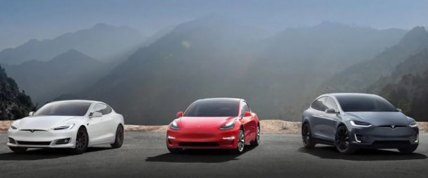 Foto - Musk elektrikli otomobilde rakiplerini silmeye kararlı! Bir indirim daha yaptı