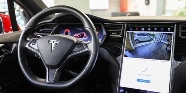 Foto - Musk yeni otomobiller hakkında bilgi verdi