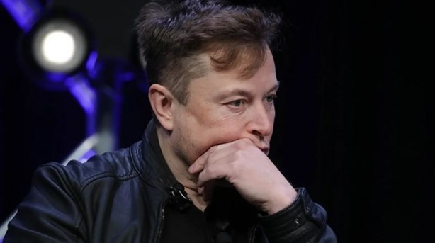 Musk'ı zora sokacak gelişme! Dev firma X üzerinden reklam vermeme kararı aldı!