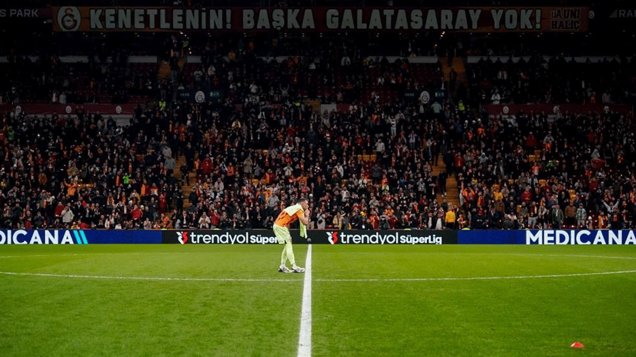 Foto - Muslera, Galatasaray tarihinin zirvesinde