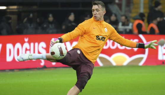 Foto - Muslera gerçeği ortaya çıktı! Resmen duyuruldu: Hayrete düşüren olay netleşti…