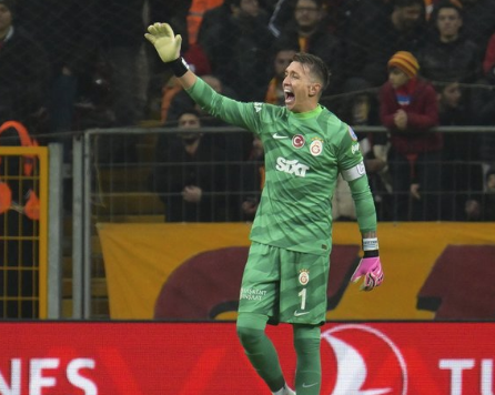 Foto - Muslera gerçeği ortaya çıktı! Resmen duyuruldu: Hayrete düşüren olay netleşti…