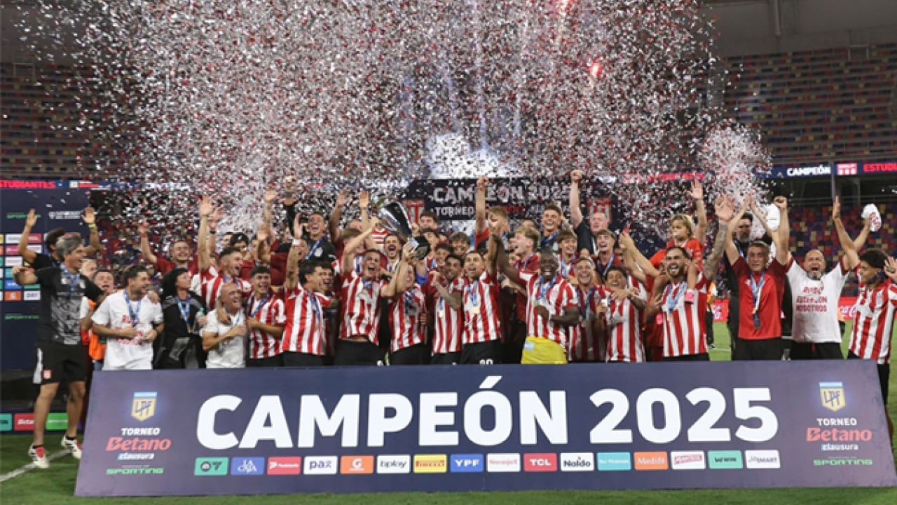  Muslera ve Sosa şampiyonluk maçında şov yaptı