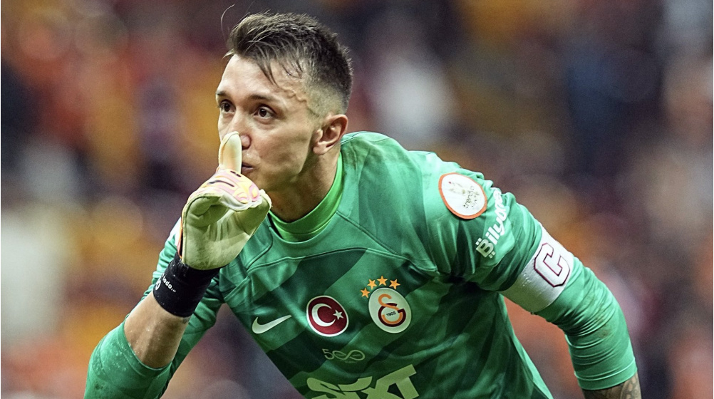 Foto - Muslera’dan Galatasaray taraftarını yıkan sözler! 