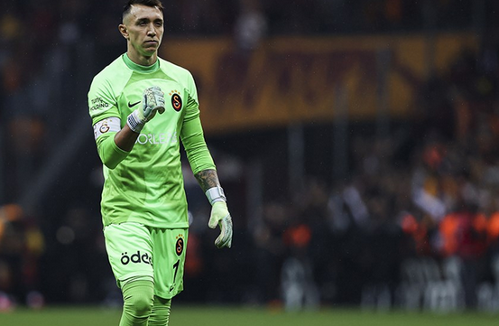 Foto - Muslera'nın tavrı öyle bir şey gösterdi ki... Galatasaray ne yapacağını şaşıracak! Bu da neyin nesi böyle...