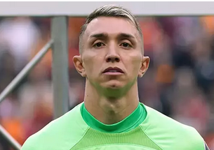 Foto - Muslera’nın yeni adresini duyurdular! Yeni açıklaması daha olay oldu: Galatasaraylılar isyan edecek…