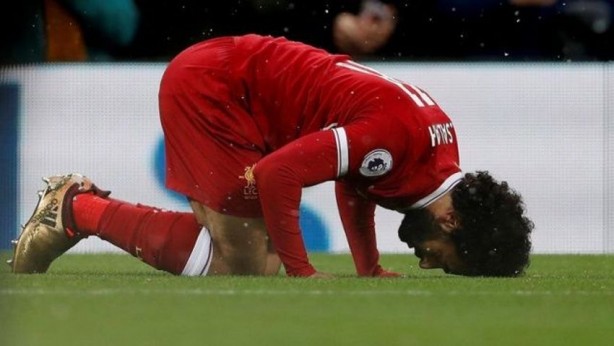 Foto - Müslüman futbolcu Muhammed Salah'tan "Bu ne perhiz bu ne lahana turşusu" dedirten "Gazze" paylaşımı! Bu nasıl iş Allah aşkına 