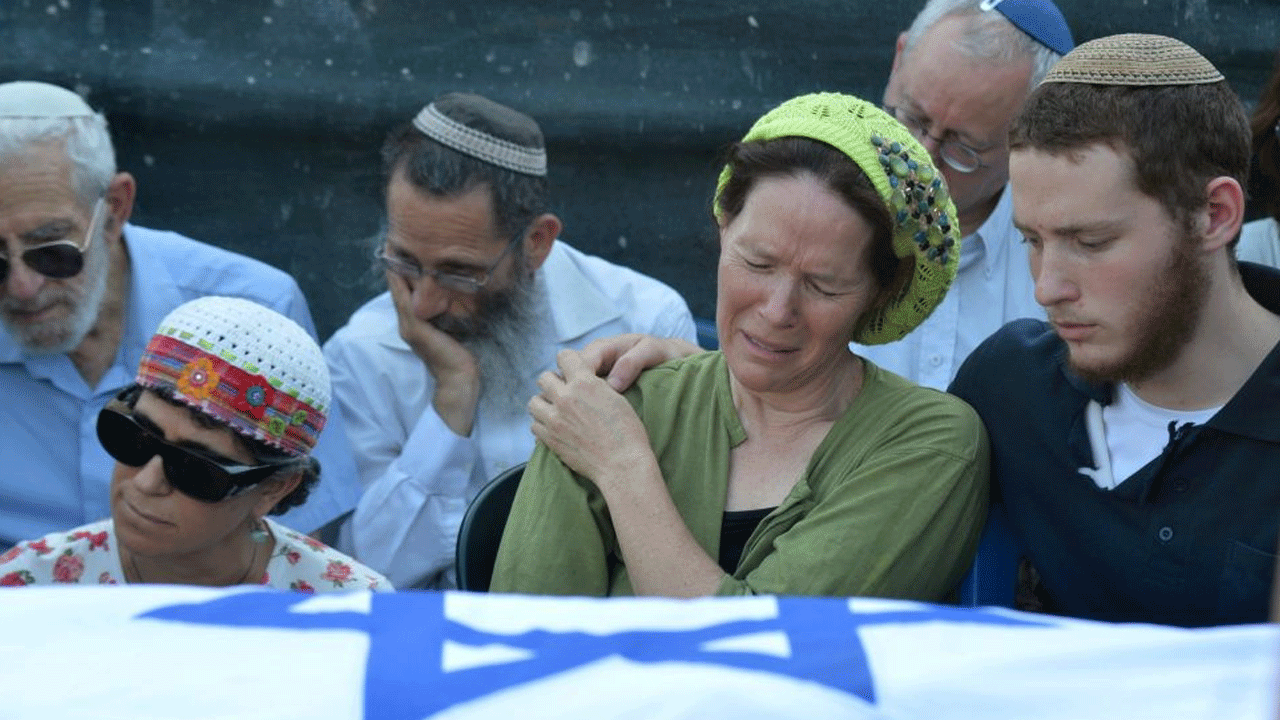 Foto - Müslüman keskin nişancı alnının çatından vurdu!