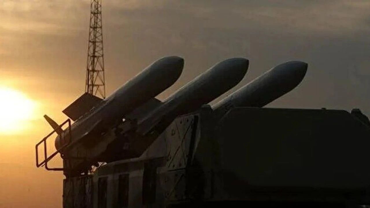 Müslüman ülke İran için hava savunma sistemlerini aktif etti: 36 İHA ve 13 balistik füze düşürüldü