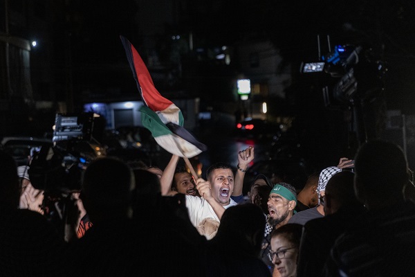 Foto - Müslümanlar sokaklara döküldü! Gazze'deki hastane saldırısı böyle protesto edildi
