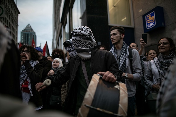 Foto - Müslümanlar sokaklara döküldü! Gazze'deki hastane saldırısı böyle protesto edildi