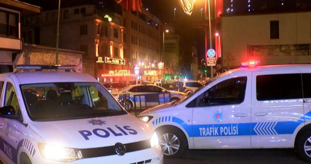 Foto - Müslümanları hedef alan dizinin oyuncularına bak! Biri uyuşturucu alırken yakalanır diğeri alkollü araç kullanırken…