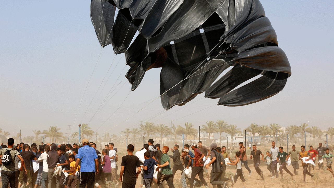 Foto - Müslümanların başı bir kez daha yere eğildi!