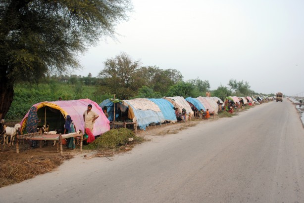 Foto - Muson yağmurları nedeniyle ulusal acil durum ilan ettiler