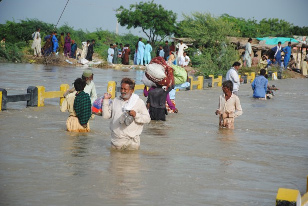 Foto - Muson yağmurları nedeniyle ulusal acil durum ilan ettiler