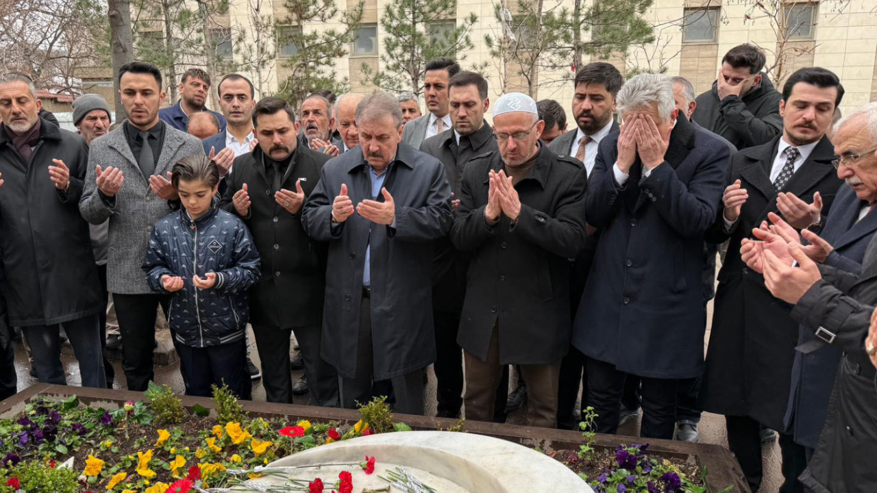 Mustafa Destici, Alperenlerin büyük liderini ziyaret etti