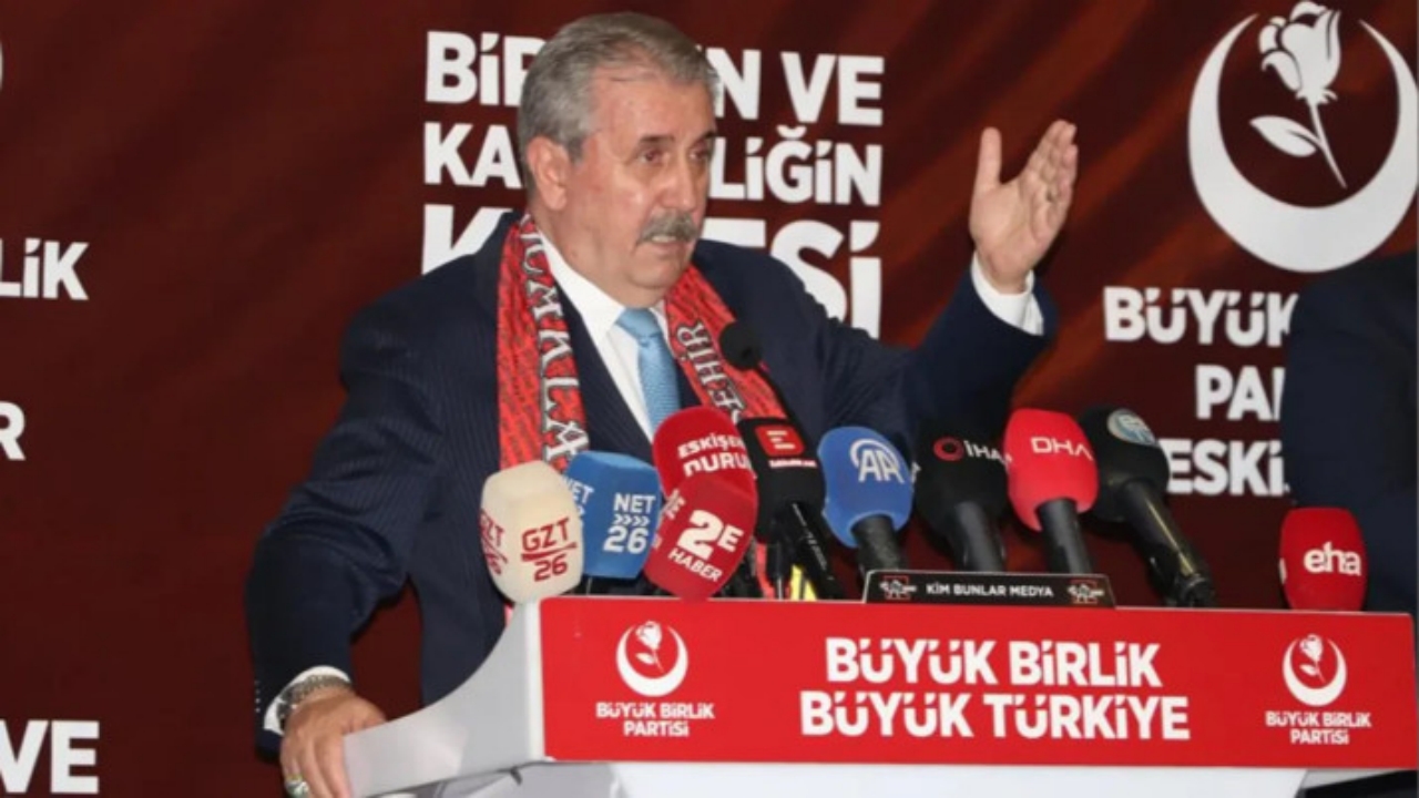 Mustafa Destici "Bu tehlike çok önemli" diyerek hükümeti uyardı: "Her şeyimizi kaybederiz"