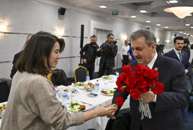 Foto - Mustafa Destici'den Türkiye gündemini altüst edecek çıkış! AK Parti'den o ili istediler: BBP'ye bırakılması lazım