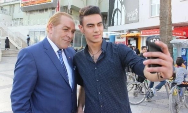 Foto - Mustafa Kemal'e benzeyen adamın son halini gören tanıyamadı