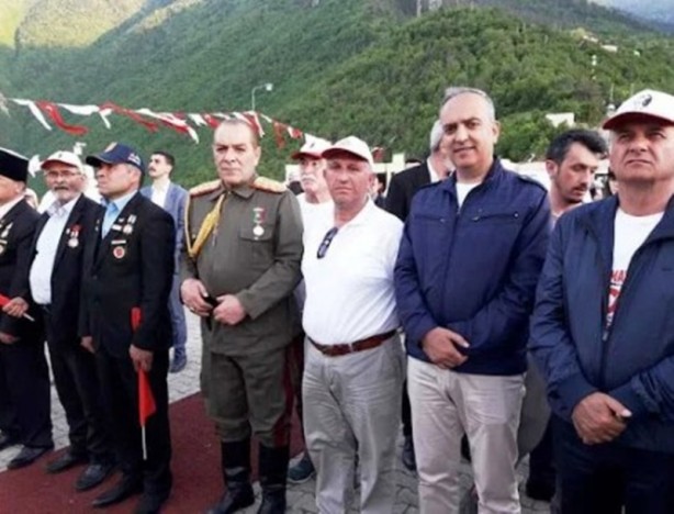 Foto - Mustafa Kemal'e benzeyen adamın son halini gören tanıyamadı