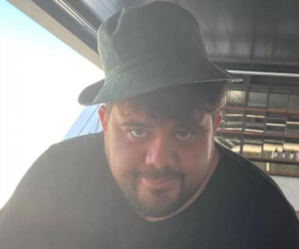 Foto - Mustafa Kemal’e hakaret ettiği için ‘domuz’a benzetilmişti! Eser Yenenler ilk kez konuştu