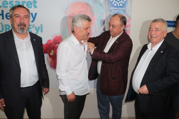 Foto - Mustafa Sarıgül'e şok! Toplu olarak parti değiştirdiler