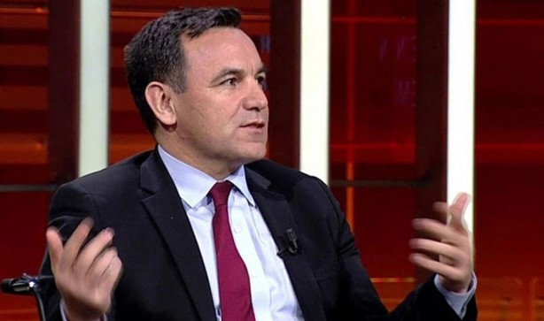 Foto - Mustafa Varank’tan Deniz Zeyrek’e ‘villa’ resti! ‘Azıcık haysiyetin varsa…’ deyip sokağa çıkamayacak hale getirdi