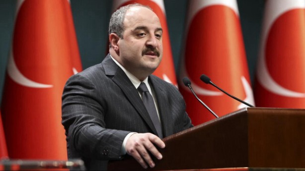 Foto - Mustafa Varank’tan Deniz Zeyrek’e ‘villa’ resti! ‘Azıcık haysiyetin varsa…’ deyip sokağa çıkamayacak hale getirdi