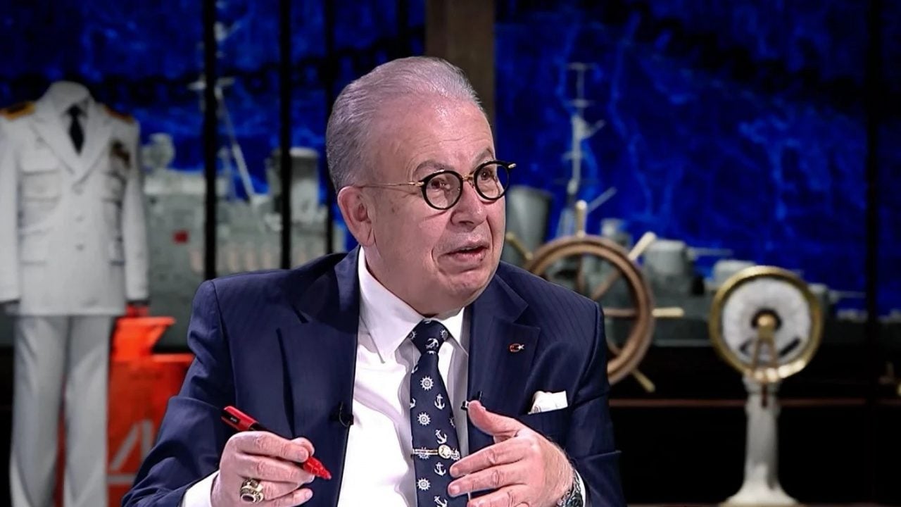 Foto - Müstafi Tümamiral Prof. Dr. Cihat Yaycı’dan dikkat çeken analiz! KKTC'nin kaderi değişecek