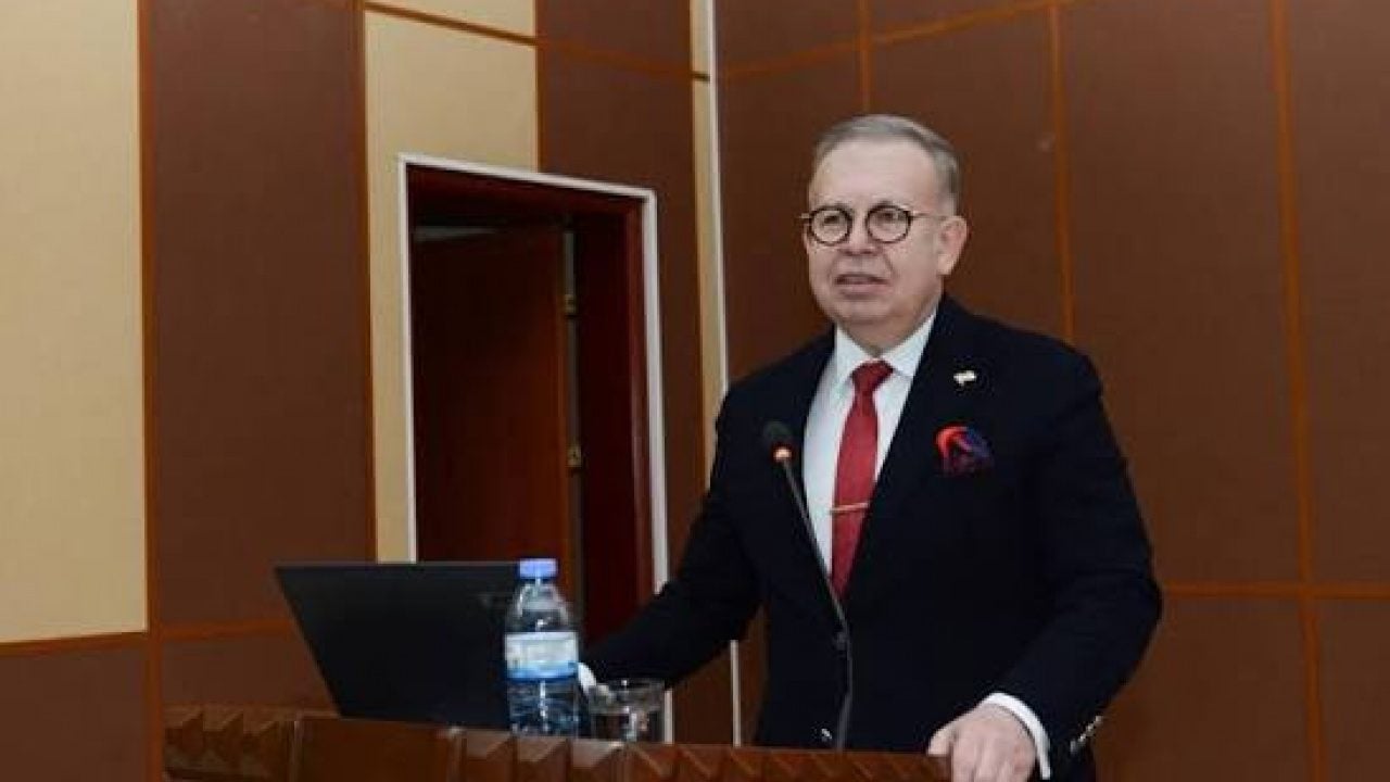 Foto - Müstafi Tümamiral Prof. Dr. Cihat Yaycı’dan dikkat çeken analiz! KKTC'nin kaderi değişecek