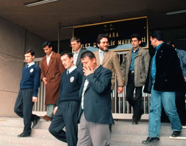 Foto - Mütefekkir yazar Yaşar Kaplan anılacak! Yeni Akit Gazetesi'nde de önemli yazılar yazmıştı! Saat 14.00'de başlayacak...