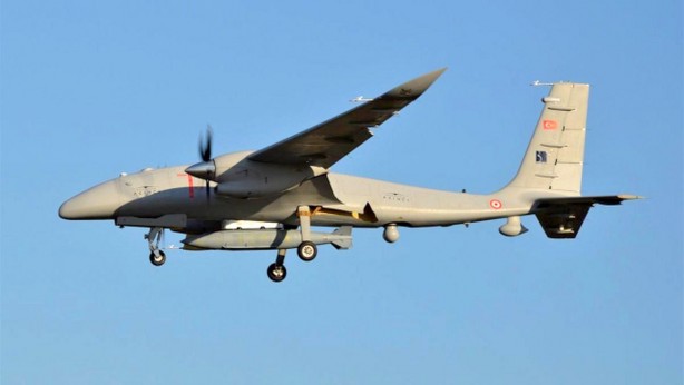 Foto - Müthiş gelişme! Binlerce kilometre ötedeki ülke İHA almak için Türkiye'nin kapısını çaldı