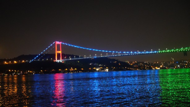 Foto - Müthiş görüntüler! İstanbul’da Azerbaycan’a jest