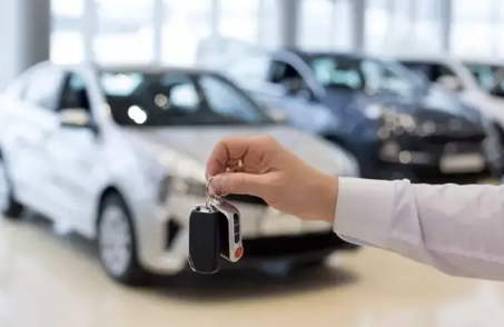 Foto - Müthiş haber verildi: İlk kez görülecek… İkinci el araba fiyatlarında indirim furyası başladı! Bayiler fiyatları düşürdükçe düşürüyor