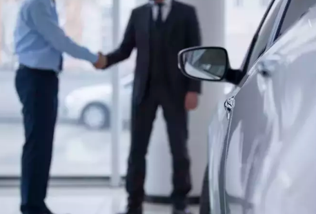 Foto - Müthiş haber verildi: İlk kez görülecek… İkinci el araba fiyatlarında indirim furyası başladı! Bayiler fiyatları düşürdükçe düşürüyor