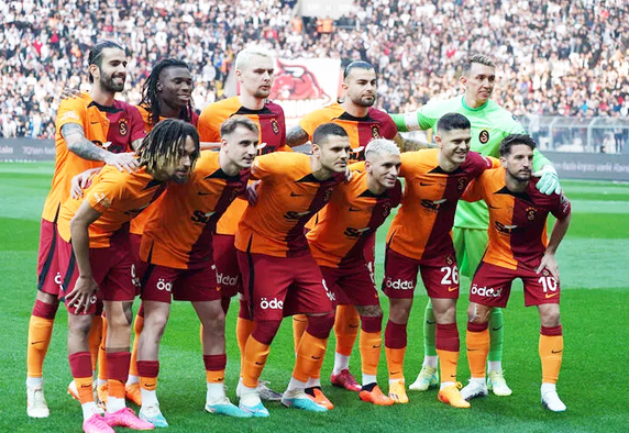 Mutlaka ve mutlaka bunu yapın dedi: Başakşehir maçı öncesi kritik toplantı kararı!