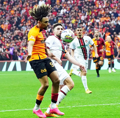 Foto - Mutlaka ve mutlaka bunu yapın dedi: Başakşehir maçı öncesi kritik toplantı kararı!